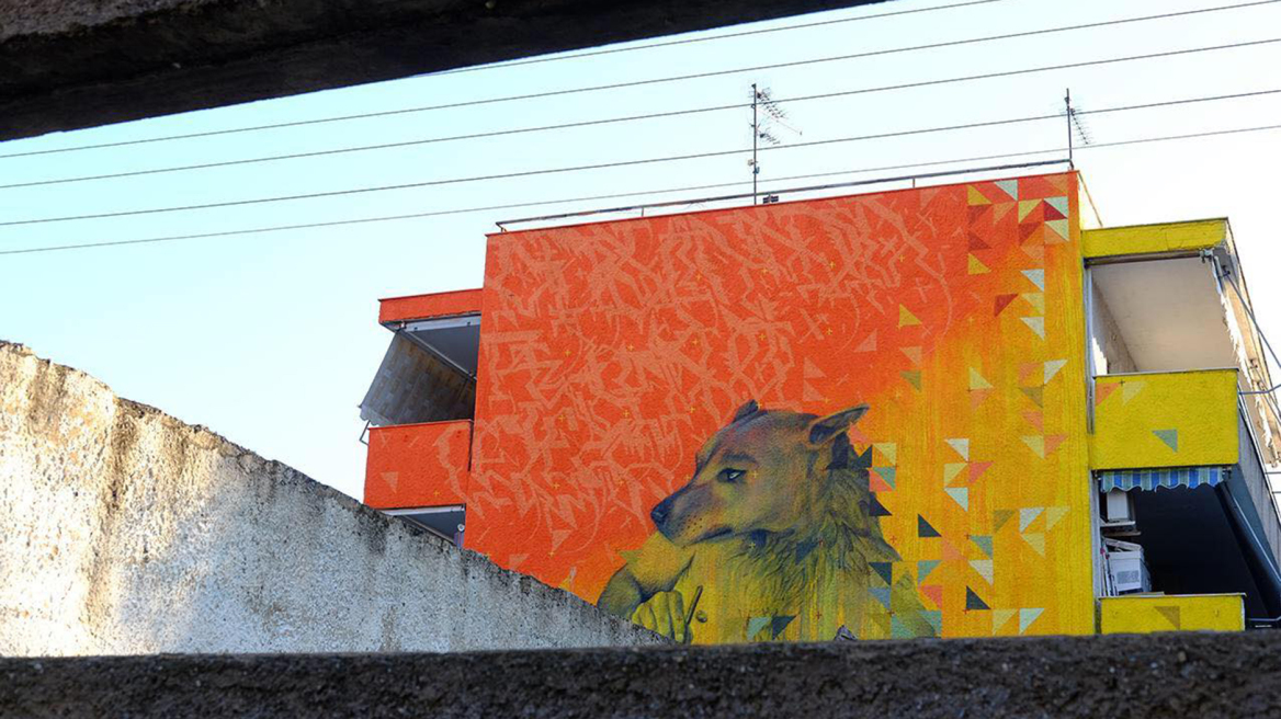 Εντυπωσιακή τοιχογραφία αφιερωμένη στα αδέσποτα ζώα