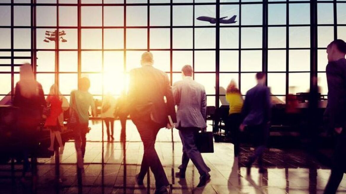 Γερμανική «Augsburger Zeitung»: Η Ελλάδα θέλει να φέρει πίσω όσους έφυγαν λόγω κρίσης