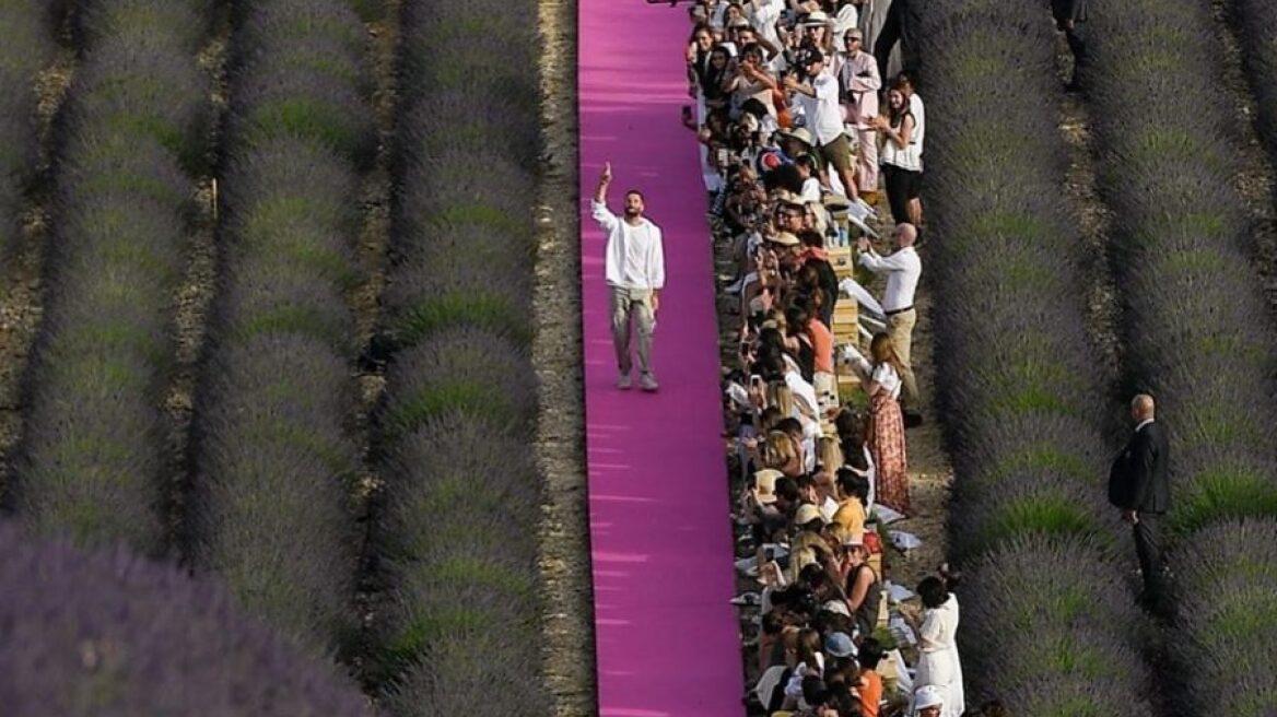 Οι 6 στιγμές της μόδας που άλλαξαν τον κόσμο του instagram