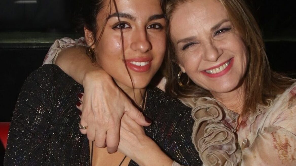 Αυτή είναι η κούκλα κόρη της Πέγκυς Σταθακοπούλου 