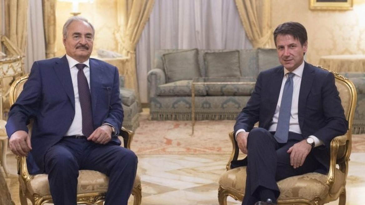 Διπλωματική πρωτοβουλία Κόντε: Βλέπει τον στρατηγό Χάφταρ στη Ρώμη