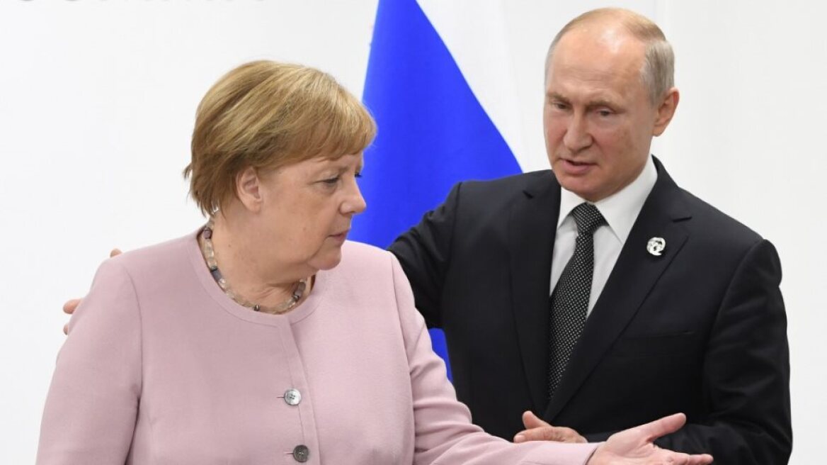 Συνάντηση Πούτιν - Μέρκελ στο Κρεμλίνο: Στην κορυφή της ατζέντας η Μέση Ανατολή