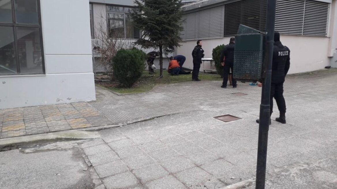 Τρίκαλα: Γυναίκα έπεσε από τον τρίτο όροφο 