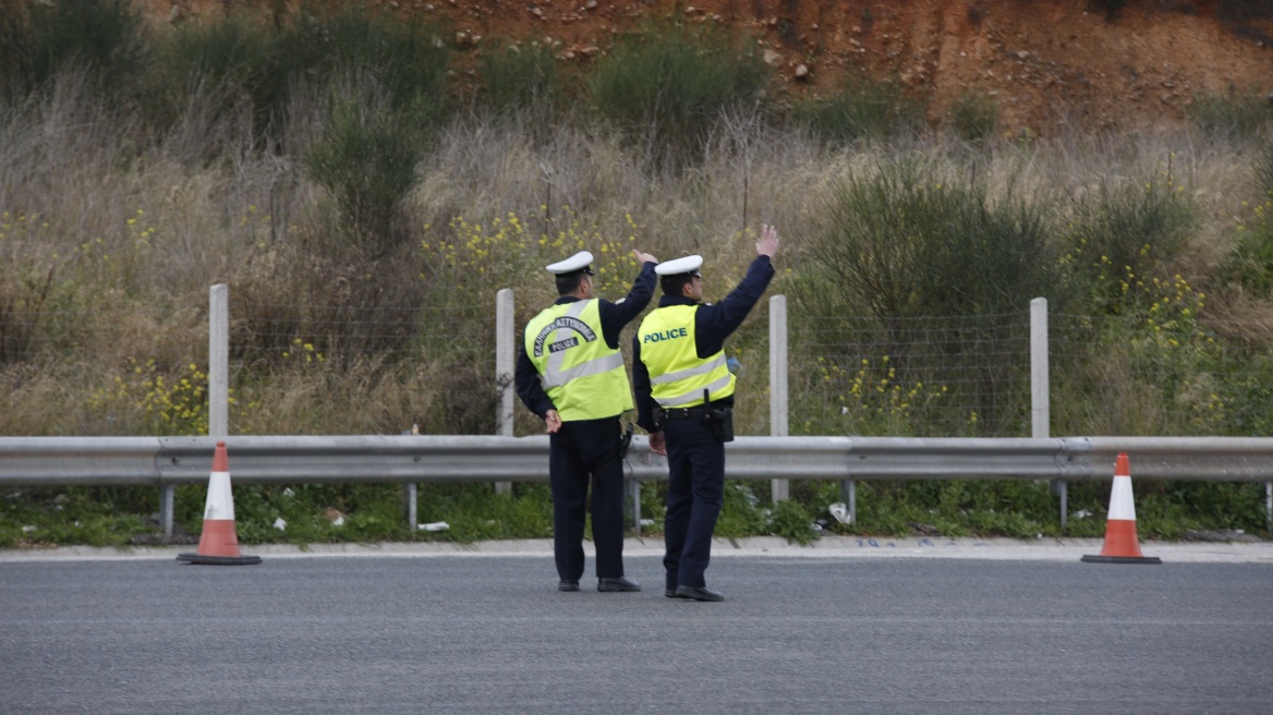 Έλεγχοι της Τροχαίας στην Αττική: «Βροχή» οι κλήσεις για αλκοόλ και υπερβολική ταχύτητα