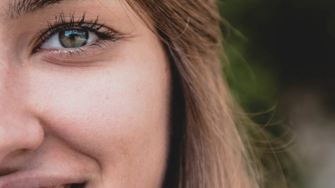 Το toner που διώχνει τα σπυράκια ακόμα και από την ευαίσθητη επιδερμίδα