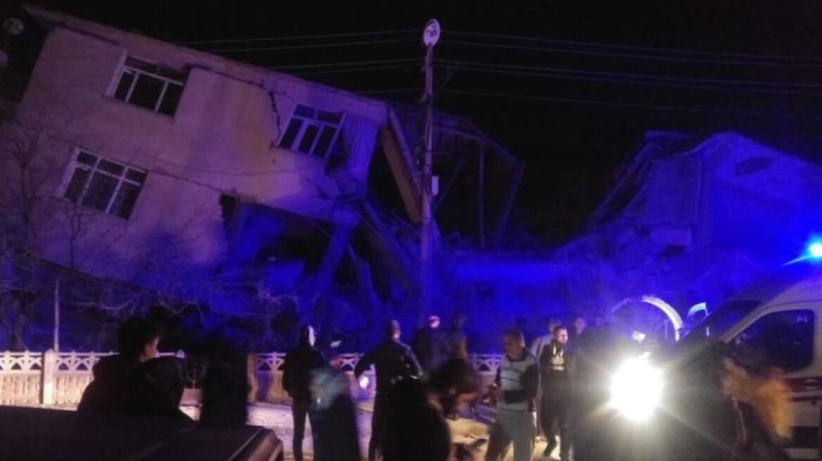 Σεισμός στην Τουρκία: Εισαγγελική έρευνα σε 50 χρήστες του ίντερνετ που κατηγορούνται ως «προβοκάτορες»