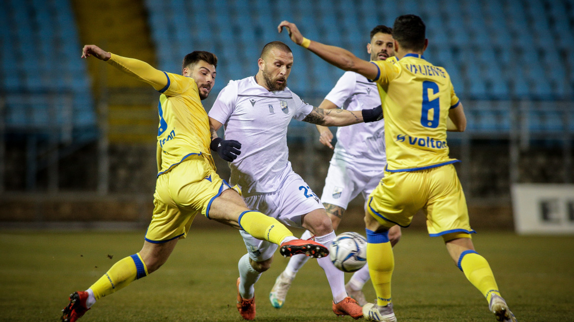 Super League, Λαμία-Αστέρας Τρίπολης: 1-1: Έσωσε το βαθμό από την άσπρη βούλα ο Ιγκλέσιας