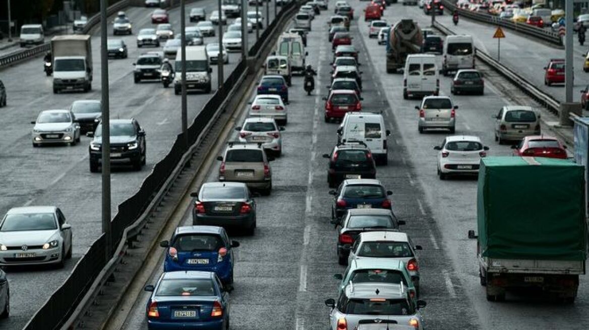 Κίνηση: Δείτε πού υπάρχει μποτιλιάρισμα αυτή την ώρα - Live εικόνα