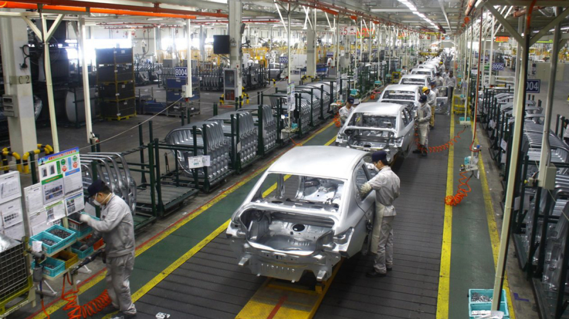 Ο κορωναϊός «έπληξε» την παραγωγή αυτοκινήτων στην Κίνα