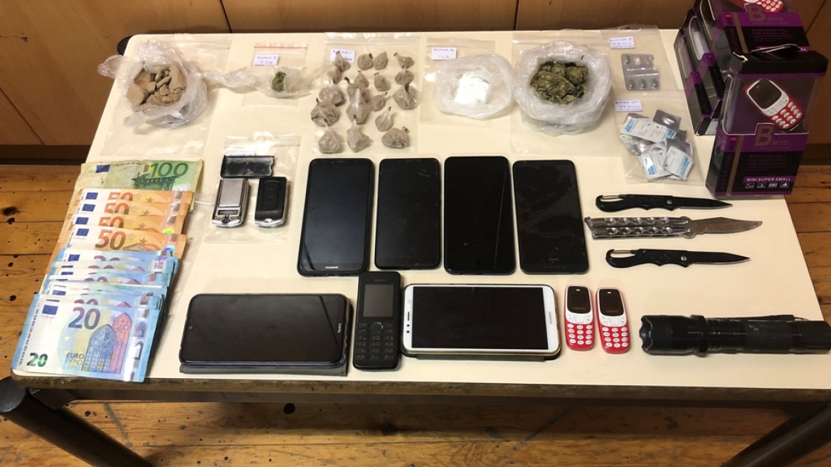 Ρέθυμνο: Μετέτρεψαν τροχόσπιτο σε «μίνι-μάρκετ» ναρκωτικών