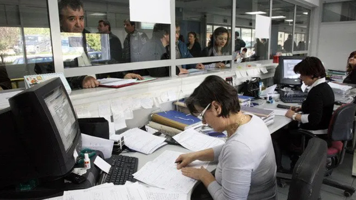 Εφορία: Ηλεκτρονικοί έλεγχοι όλων των δαπανών μας φέτος, μέσω Taxis