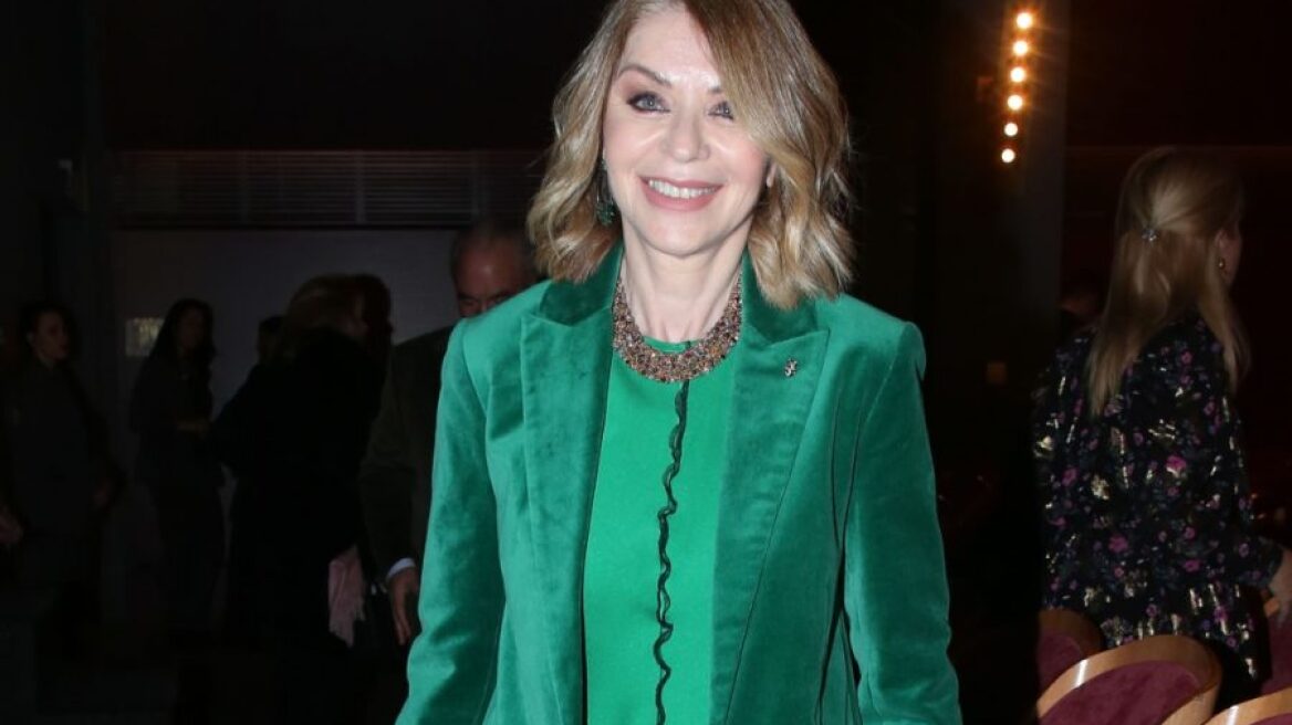 Τι φόρεσε η Έλλη Στάη στην βραδινή έξοδο με τον σύντροφό της, Νίκο Μουνδρέα