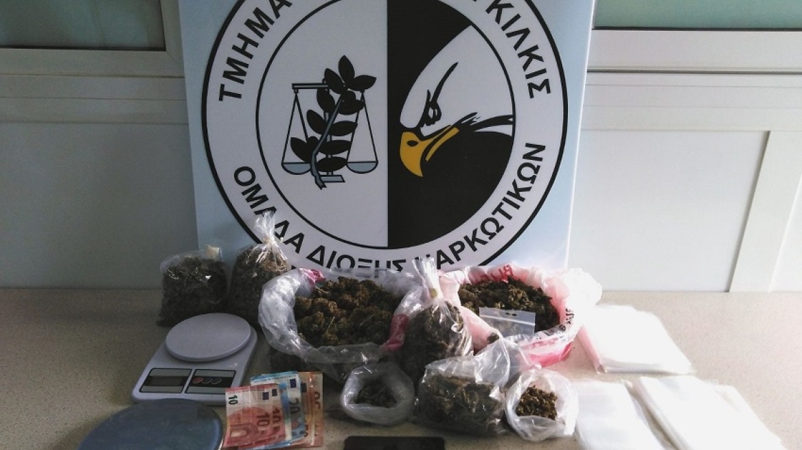 Θεσσαλονίκη: Η Minnie ξετρύπωσε 1,2 κιλά κάνναβης από το σπίτι 65χρονου 