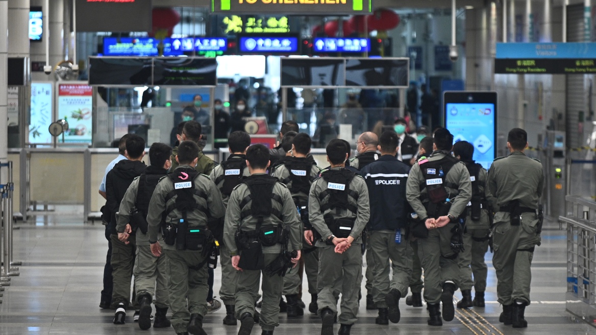 Κορωνοϊός: 722 οι νεκροί στην Κίνα - «Συνθήκες πολέμου» στην Ουχάν