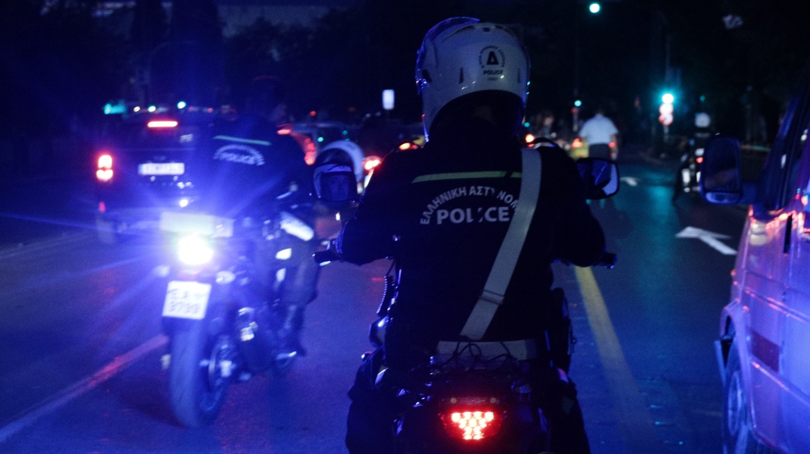 Άρτα: Σε κρύπτες μέσα στα ρούχα του έκρυβε ηρωίνη