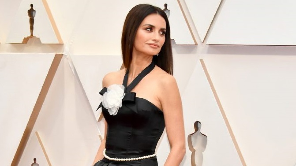Oscars Red Carpet – Το κραγιόν που φόρεσε η Penelope Cruz για εκλεπτυσμένο χρώμα στα χείλη