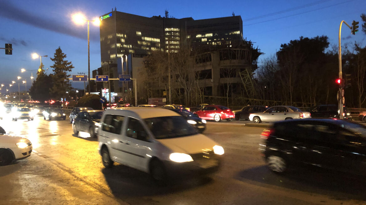 Τροχαίο στη λεωφόρο Κηφισίας με έναν τραυματία 