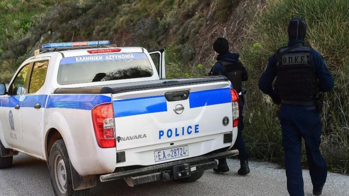Έγκλημα στο Λασίθι: Θέλει να παραδοθεί ο δράστης - Διαπραγμάτευση για το πού και το πώς