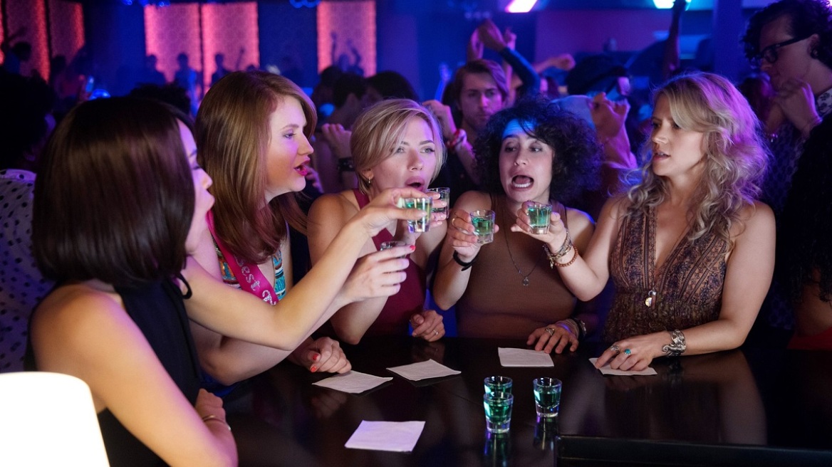 Πες μου το ζώδιό σου, να σου πω το «μεθυσμένο» μήνυμα που θα στείλεις στον πρώην