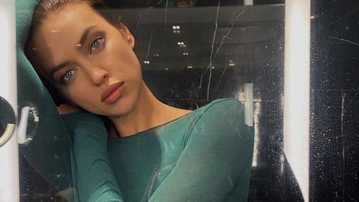 Η αναπάντεχη εμφάνιση της Irina Shayk με χυμούς στο χέρι στη Νέα Υόρκη