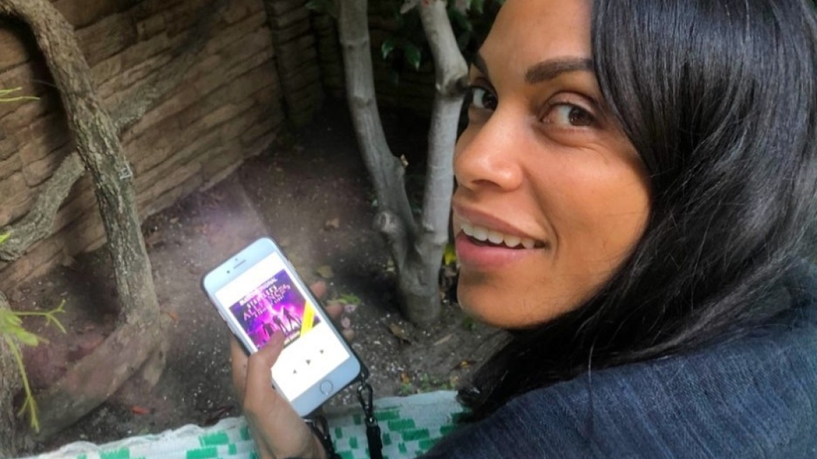 Πασίγνωστη ηθοποιός σε σχέση με Αμερικανό γερουσιαστή, μόλις παραδέχθηκε ότι είναι bisexual