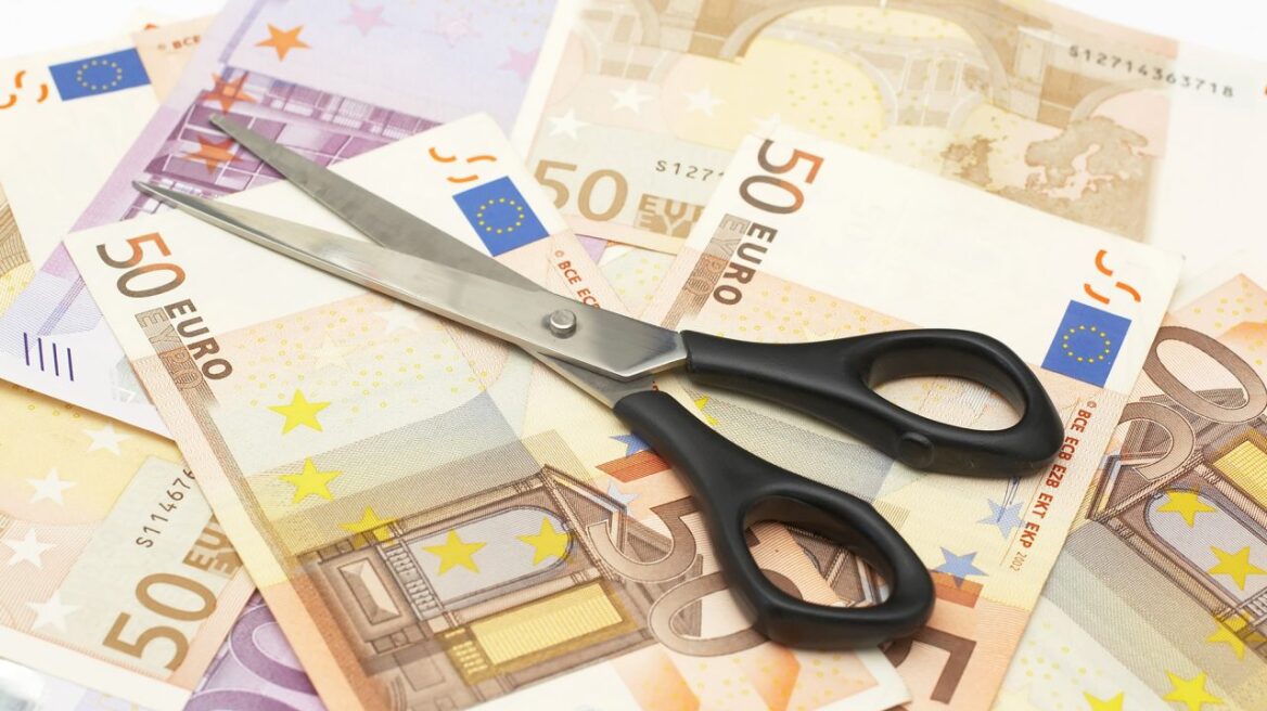 Φθηνότερα ασφάλιστρα με ειδικά συμβόλαια χαμηλού κόστους – Τι πρέπει να ξέρετε