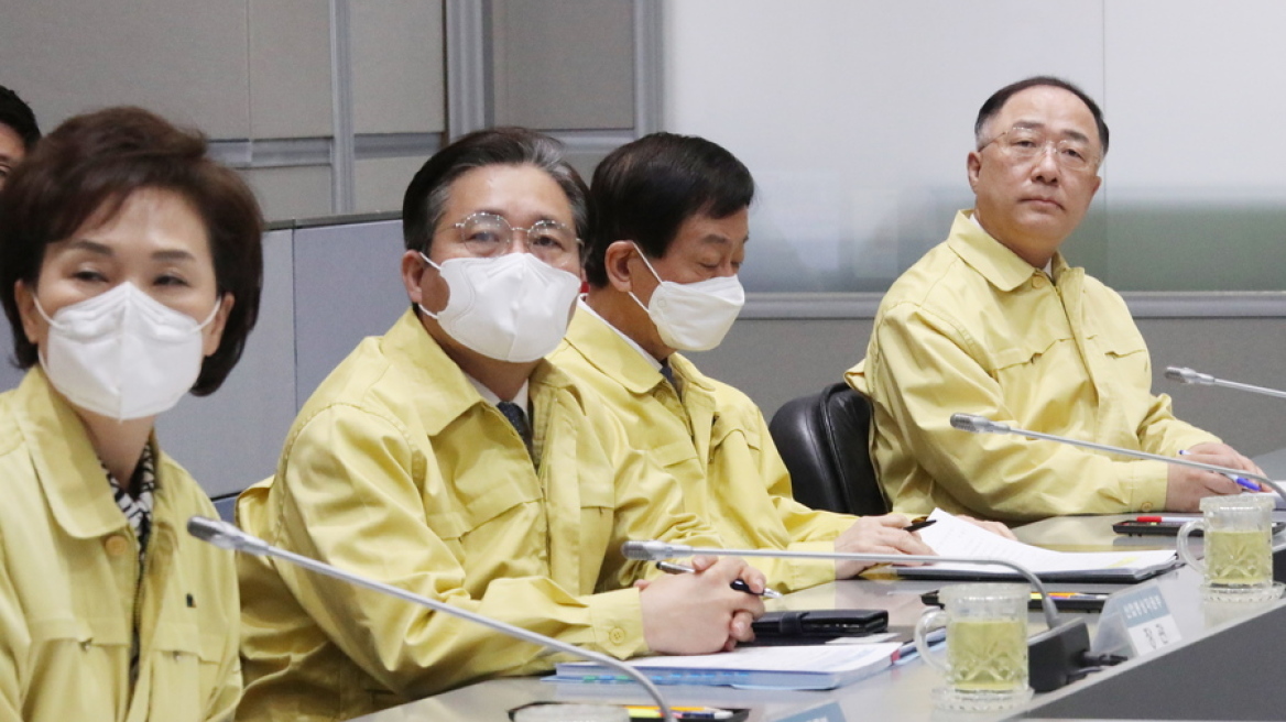 Κορωνοϊός: Ένας νεκρός και 169 νέα κρούσματα στη Νότια Κορέα