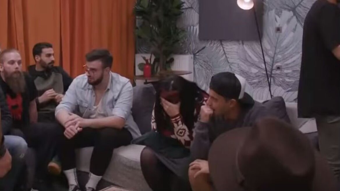 Χαμός στο MasterChef: «Κλάψε κοριτσι μου, θα μου τρίψεις την κρέμα στην μουρη» (vid)