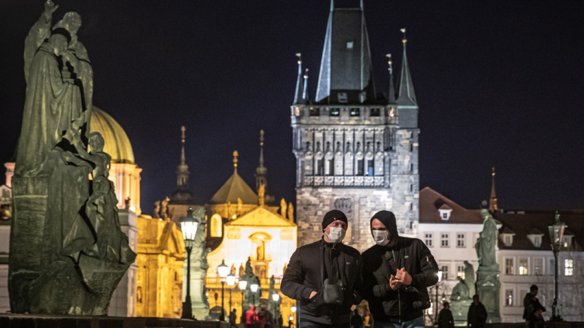 Τσεχία: Aπαιτεί από την Μόσχα να επιτρέψει την επιστροφή Τσέχων διπλωμάτων έως αύριο Πέμπτη	