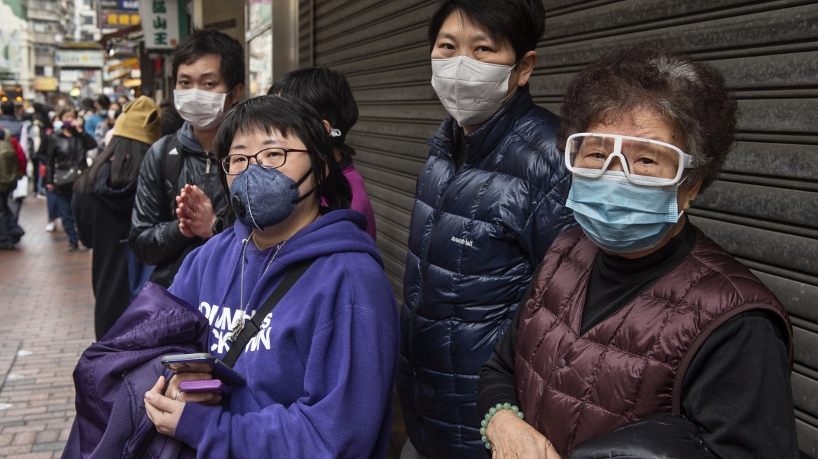 Κορωνοϊός - Χονγκ Κονγκ: Καταργούνται από αύριο όλοι οι περιορισμοί - Μόνη υποχρεώση η χρήση μάσκας