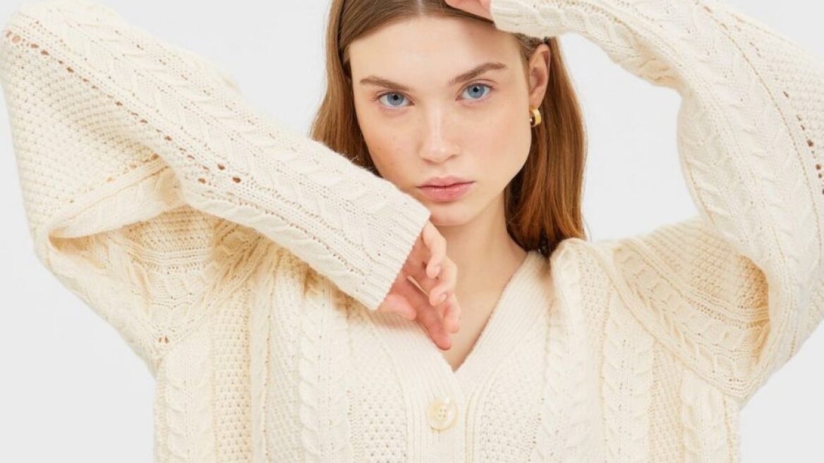 H νέα συλλογή Stradivarius έχει τα ωραιότερα cardigans