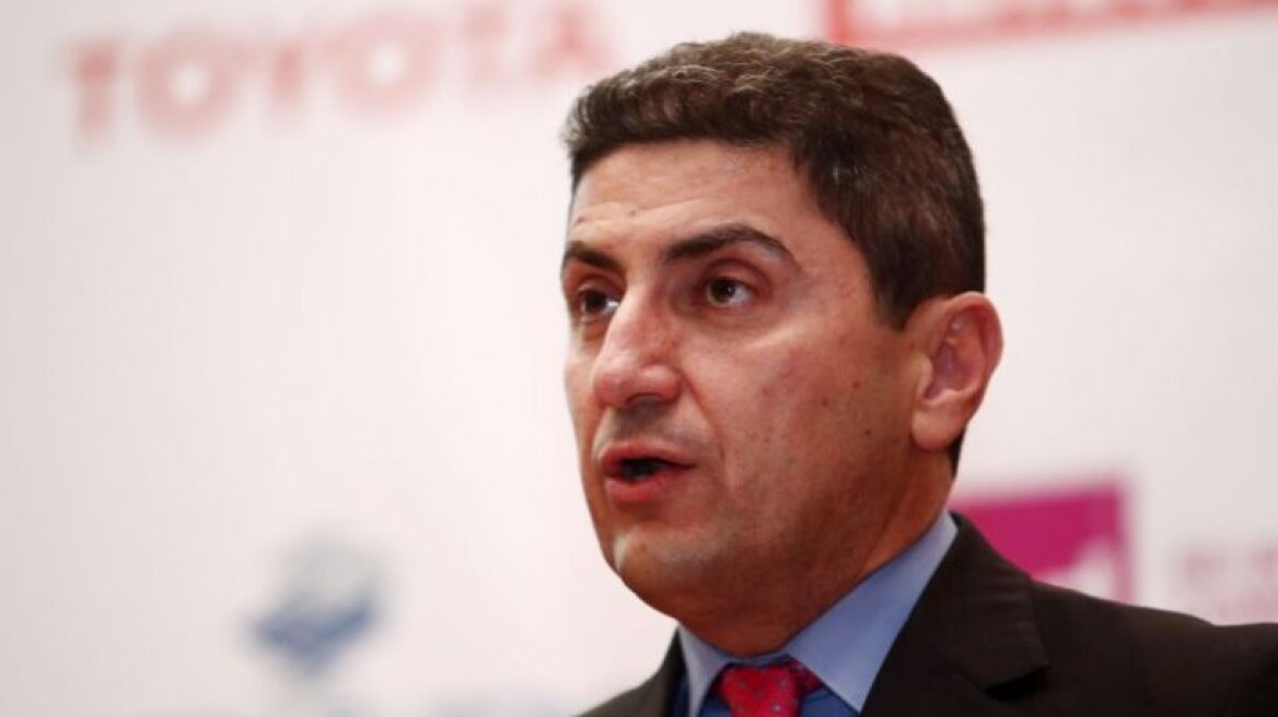 Το ποστάρισμα του Αυγενάκη για το μητρώο των αθλητικών σωματείων