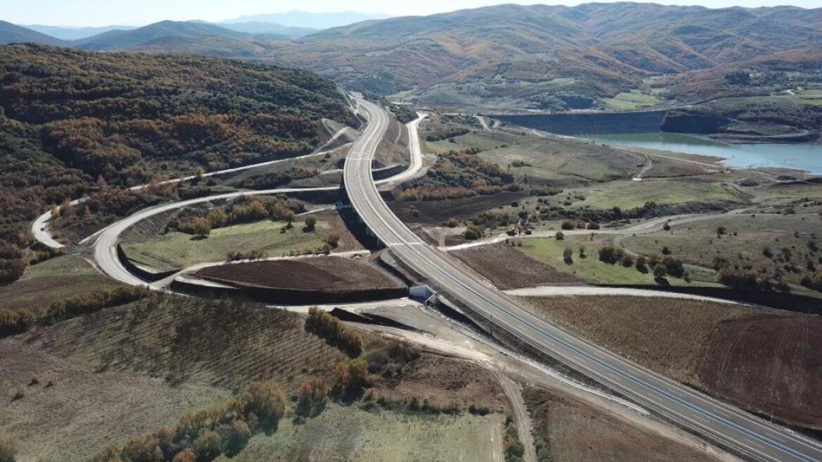 Ψήφος εμπιστοσύνης στην ΓΕΚ ΤΕΡΝΑ από τους βασικούς μετόχους