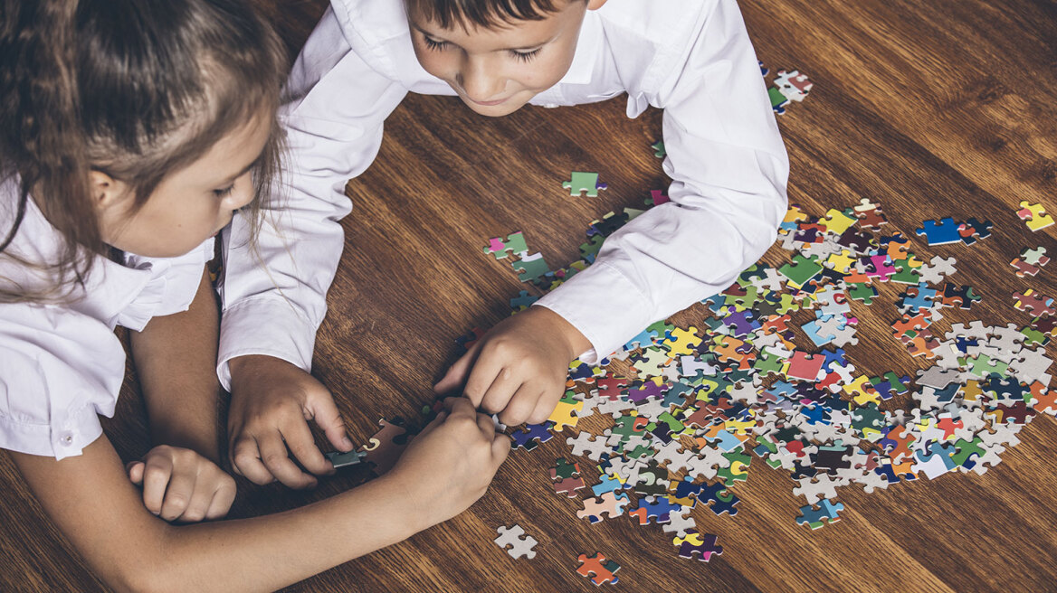 Μένουμε σπίτι: Γιατί τα παζλ μάς κάνουν καλό