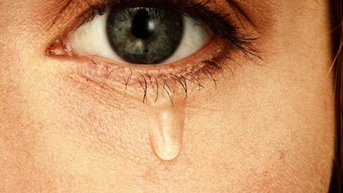 Κορωνοϊός: Δεν αγαπάει τα δάκρυα