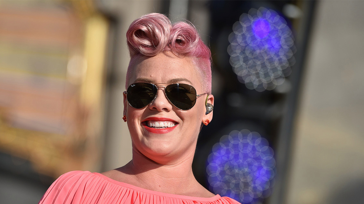 Pink: Έγινε τύφλα στο μεθύσι και κουρεύτηκε μόνη της