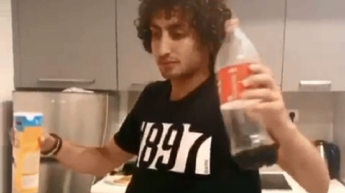 Κορωνοϊός:  Ο Ουάρντα διασκεδάζει στην καραντίνα χορεύοντας... τσιφτετέλι