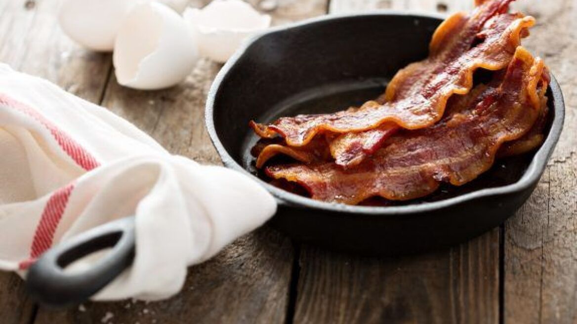 Πώς θα ψήσετε το τέλειο μπέικον