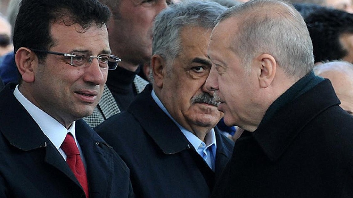 Κορωνοϊός: Η Κωνσταντινούπολη στο επίκεντρο της πανδημίας - «Σφάζονται» Ερντογάν - Ιμάμογλου 