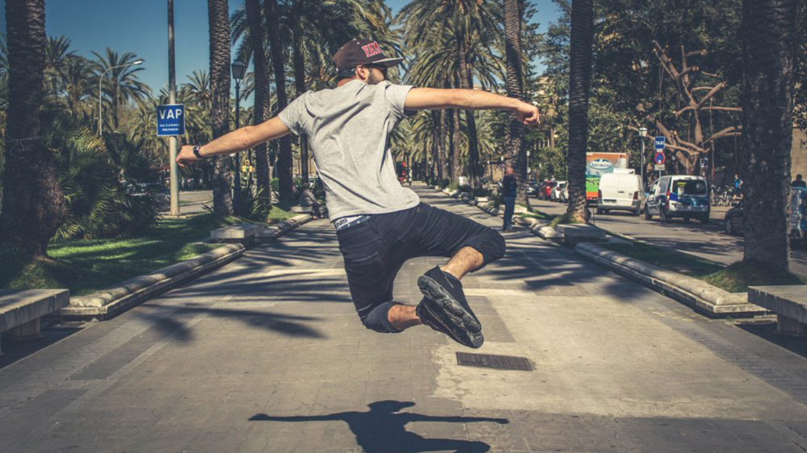 Ευτυχία: Μη νιώθετε ενοχές επειδή δεν είστε συνεχώς ευτυχισμένοι -Υπάρχει λύση