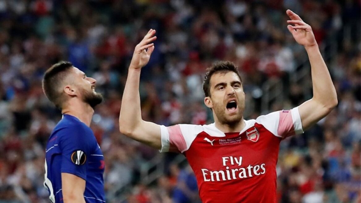 Άρσεναλ: Αποχωρεί το καλοκαίρι ο Σωκράτης Παπασταθόπουλος
