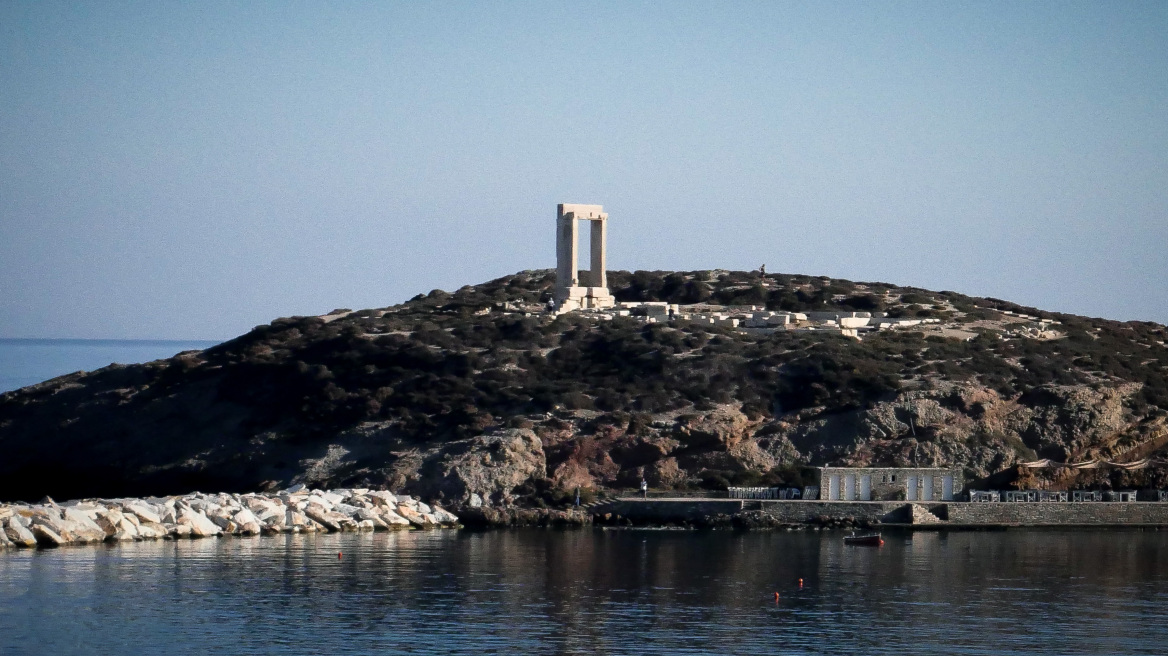 Κορωνοϊός-Νάξος: Μόνιμος κάτοικος το πρώτο κρούσμα - Σε καραντίνα οι συγγενείς του