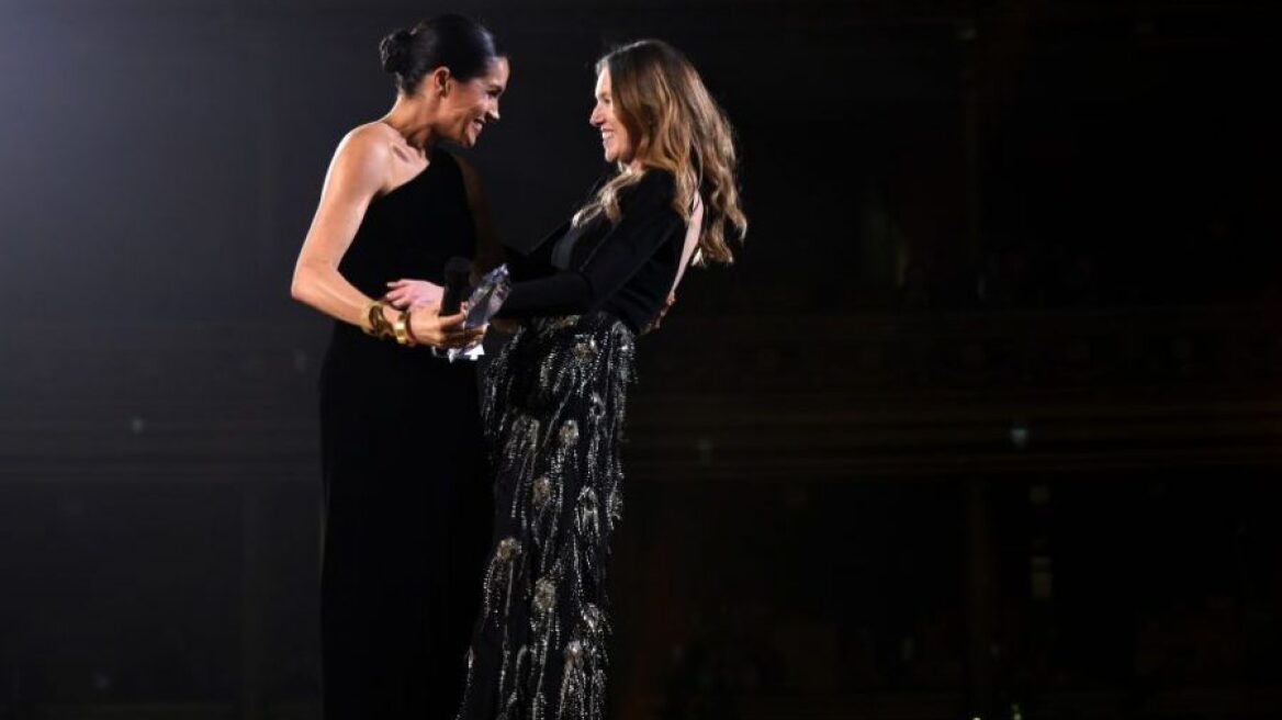 Η Clare Waight Keller παραιτήθηκε από τον οίκο Givenchy