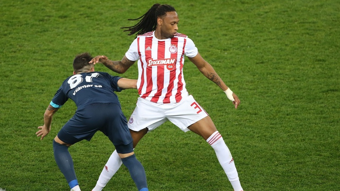 Ολυμπιακός: Τσεκάρει την αγορά για στόπερ