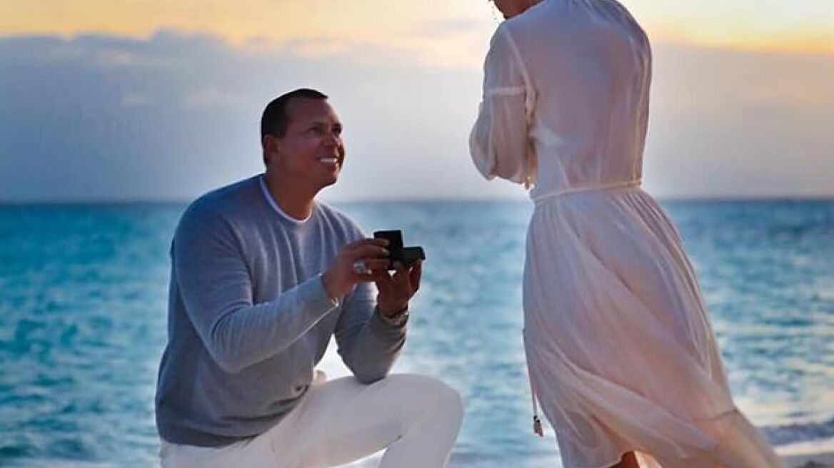 Η Jlo και ο Alex Rodriguez κάνουν το απόλυτο challenge στο TikTok