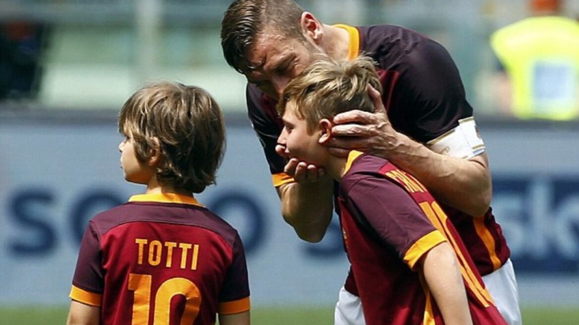 Τότι: «Ο γιος μου θα προτιμούσε να αλλάξει δουλειά από το να παίξει στη Λάτσιο»