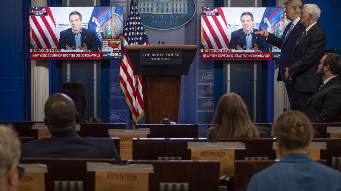 Κορωνοϊός - Κουόμο κατά Τραμπ: Εξαιρετικά επικίνδυνη η πολιτικοποίηση των μέτρων αντιμετώπισης της πανδημίας