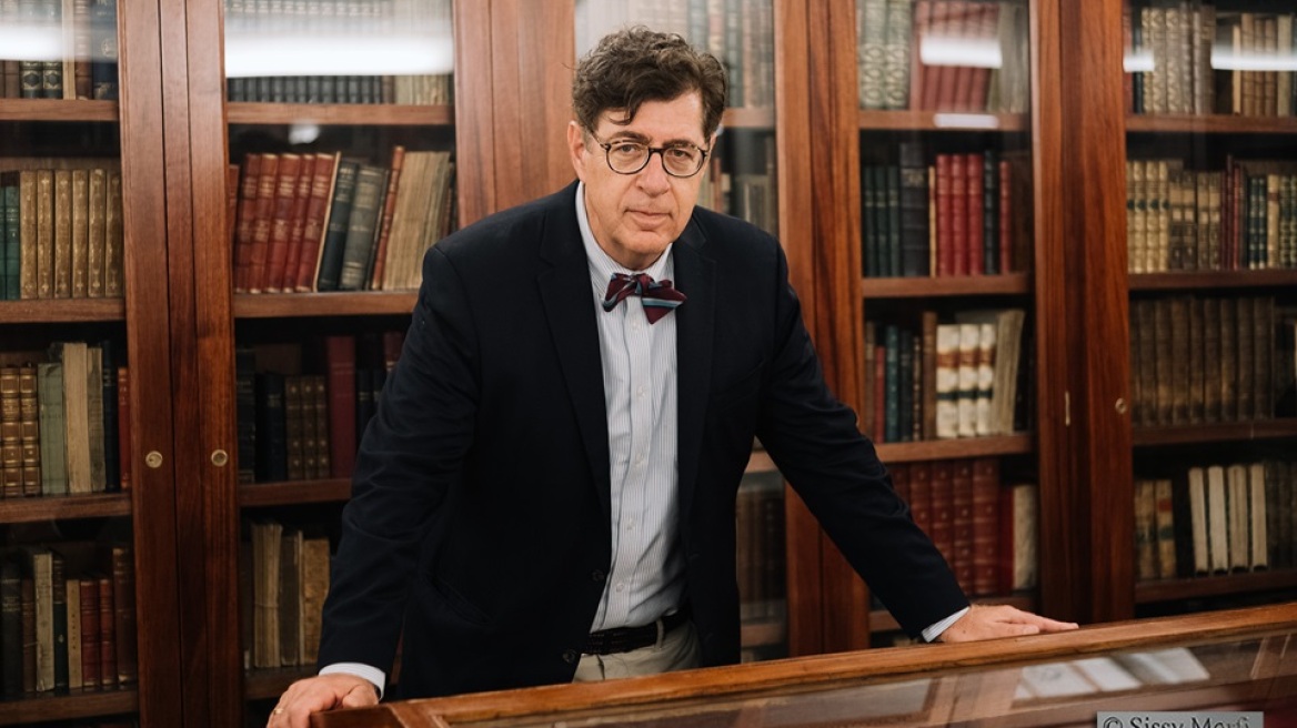 Άρθρο Συνολάκη στη WSJ: «Η φωτιά στο Μάουι και το μάθημα της Ελλάδας»