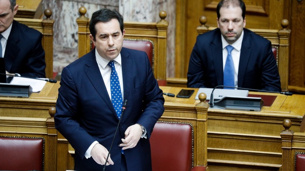 Μεταναστευτικό: Οι αιτήσεις ασύλου θα εξετάζονται εντός 24 ημερών με τον νέο νόμο