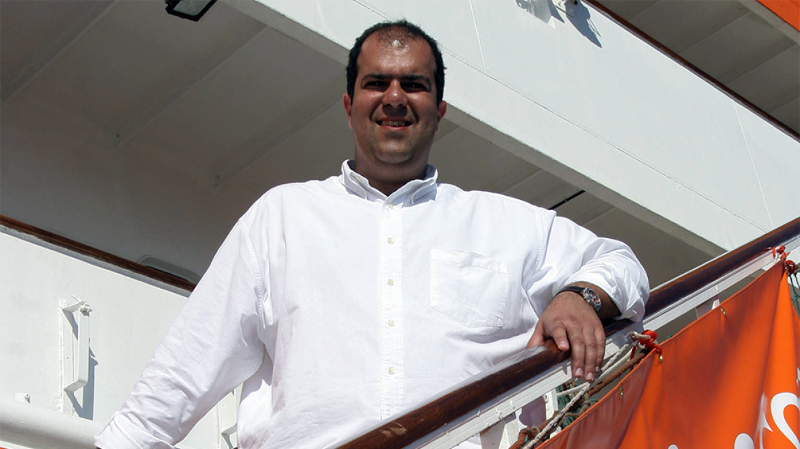 Χατζηιωάννου: Προσφέρει 5 εκατ. λίρες για πληροφορίες που θα χαλάσουν το «deal» EasyJet - Airbus